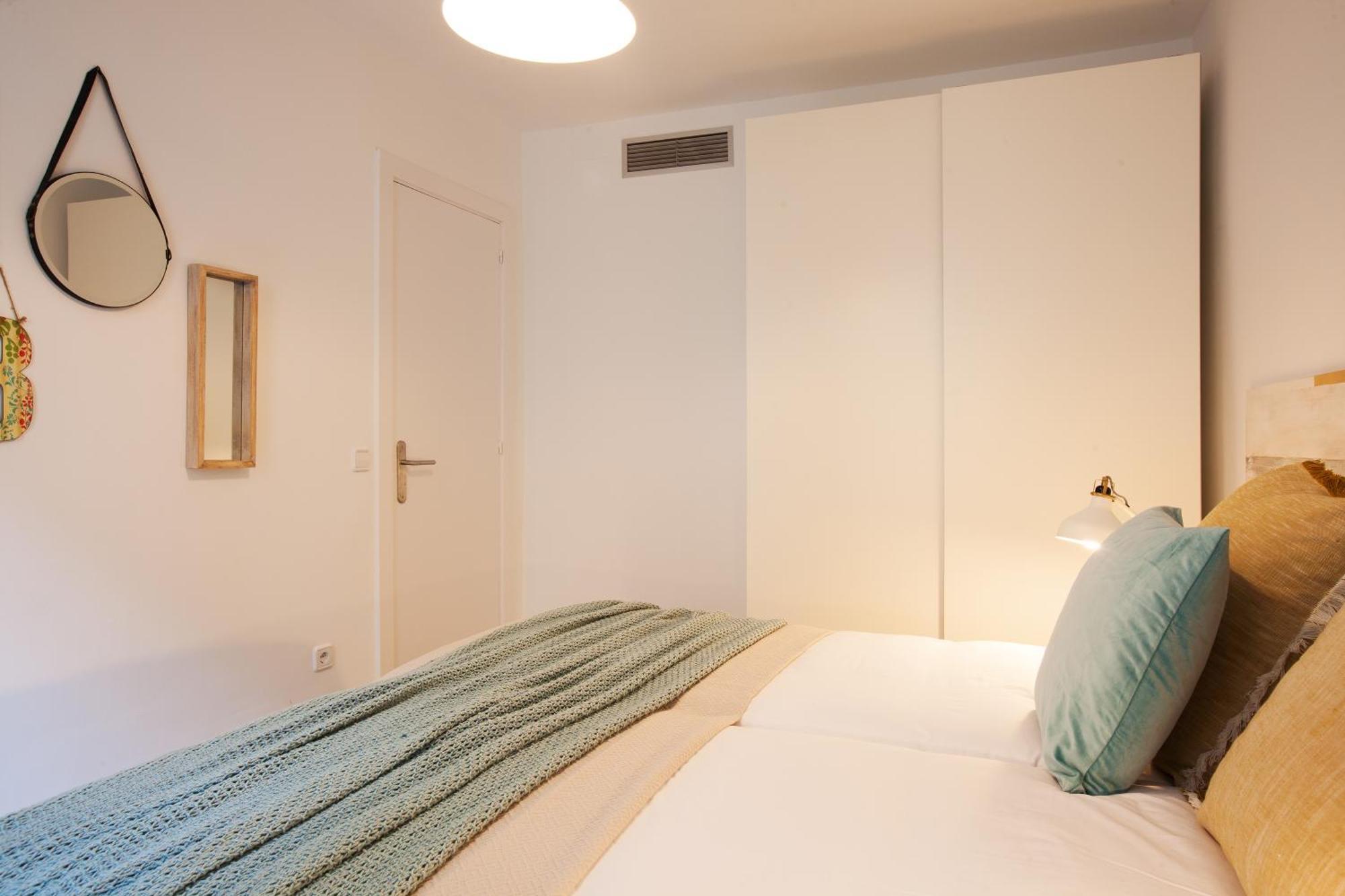 Click&Flat Seneca Suites Barcelona Ngoại thất bức ảnh