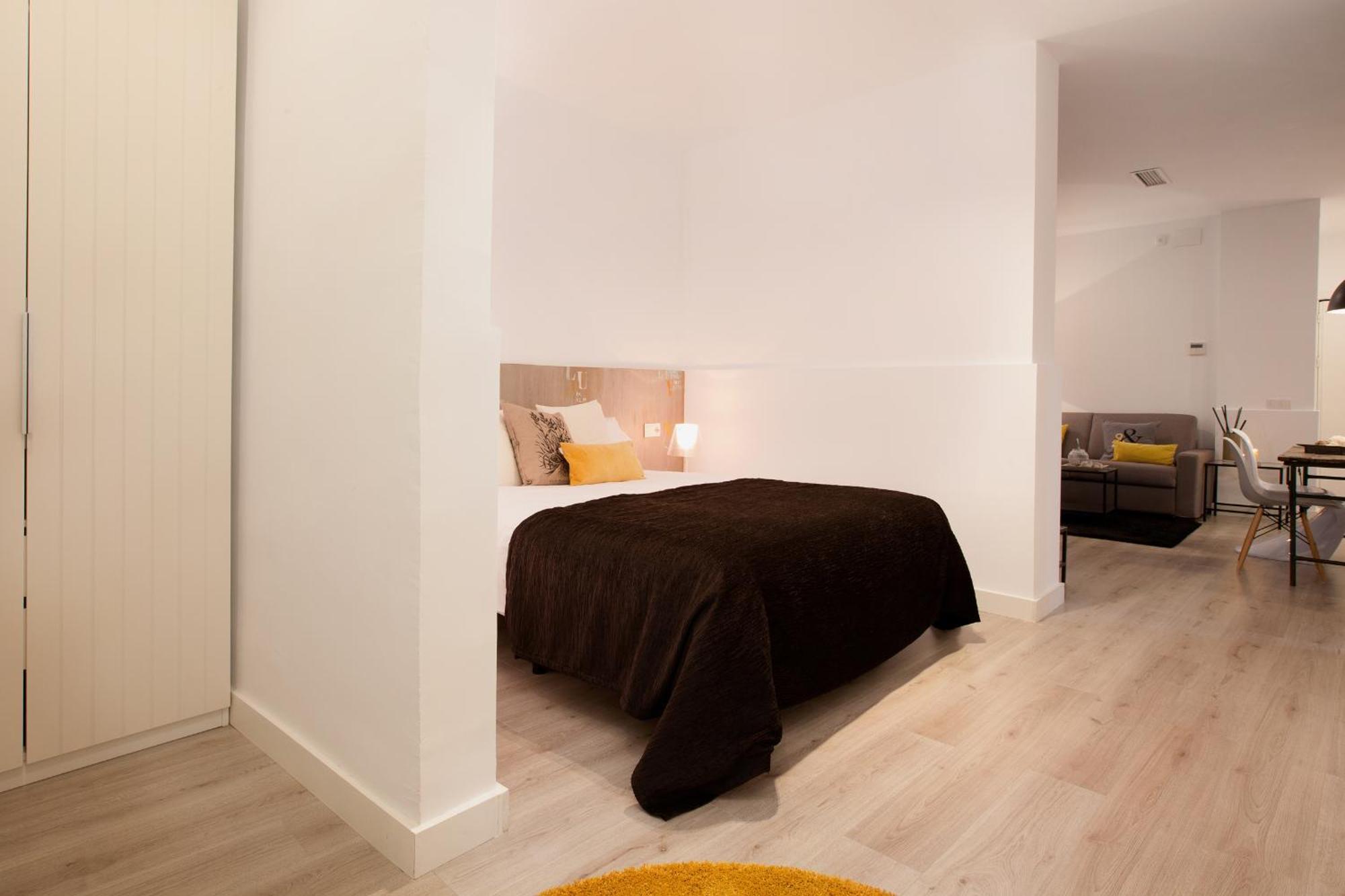Click&Flat Seneca Suites Barcelona Phòng bức ảnh