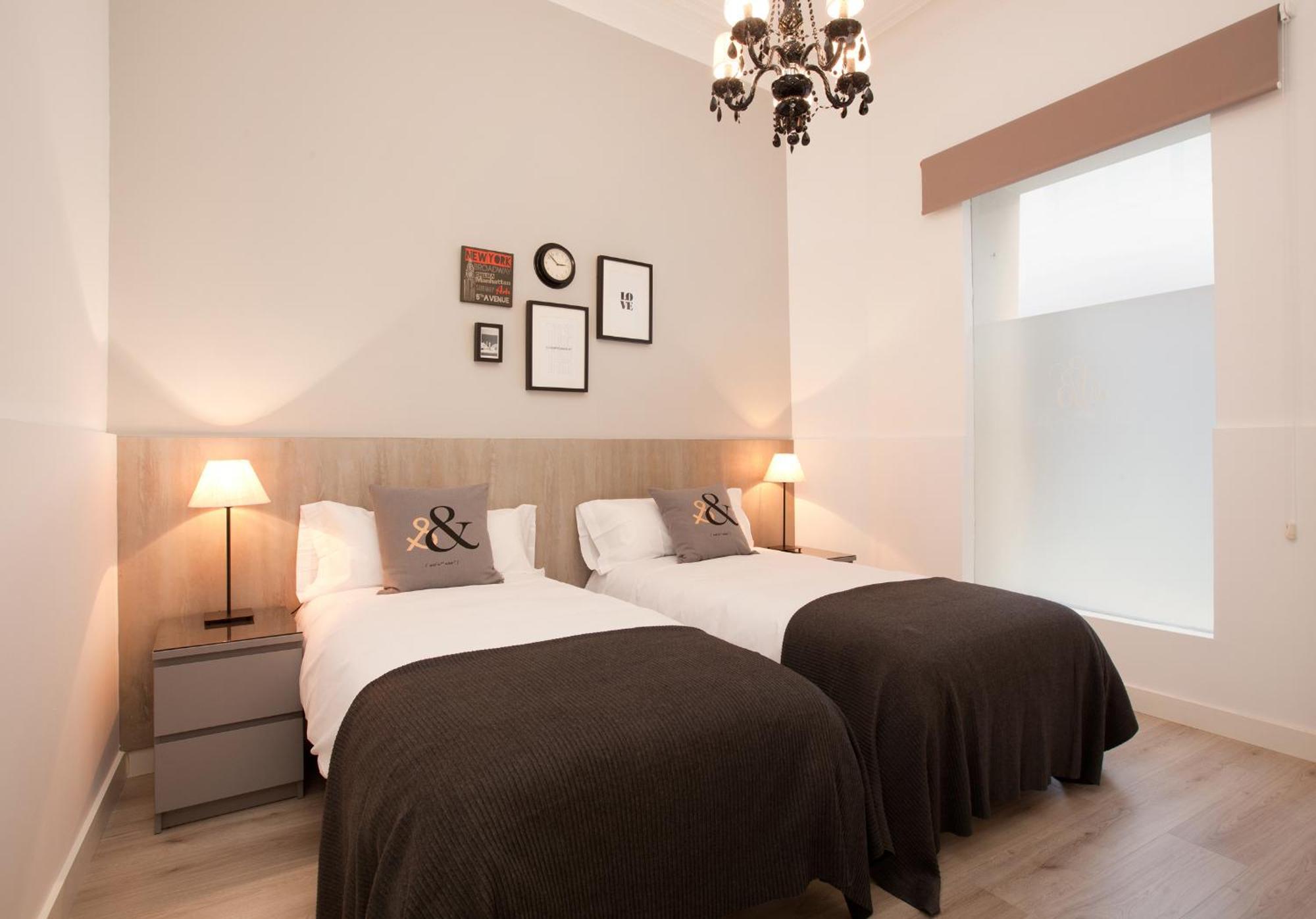 Click&Flat Seneca Suites Barcelona Phòng bức ảnh