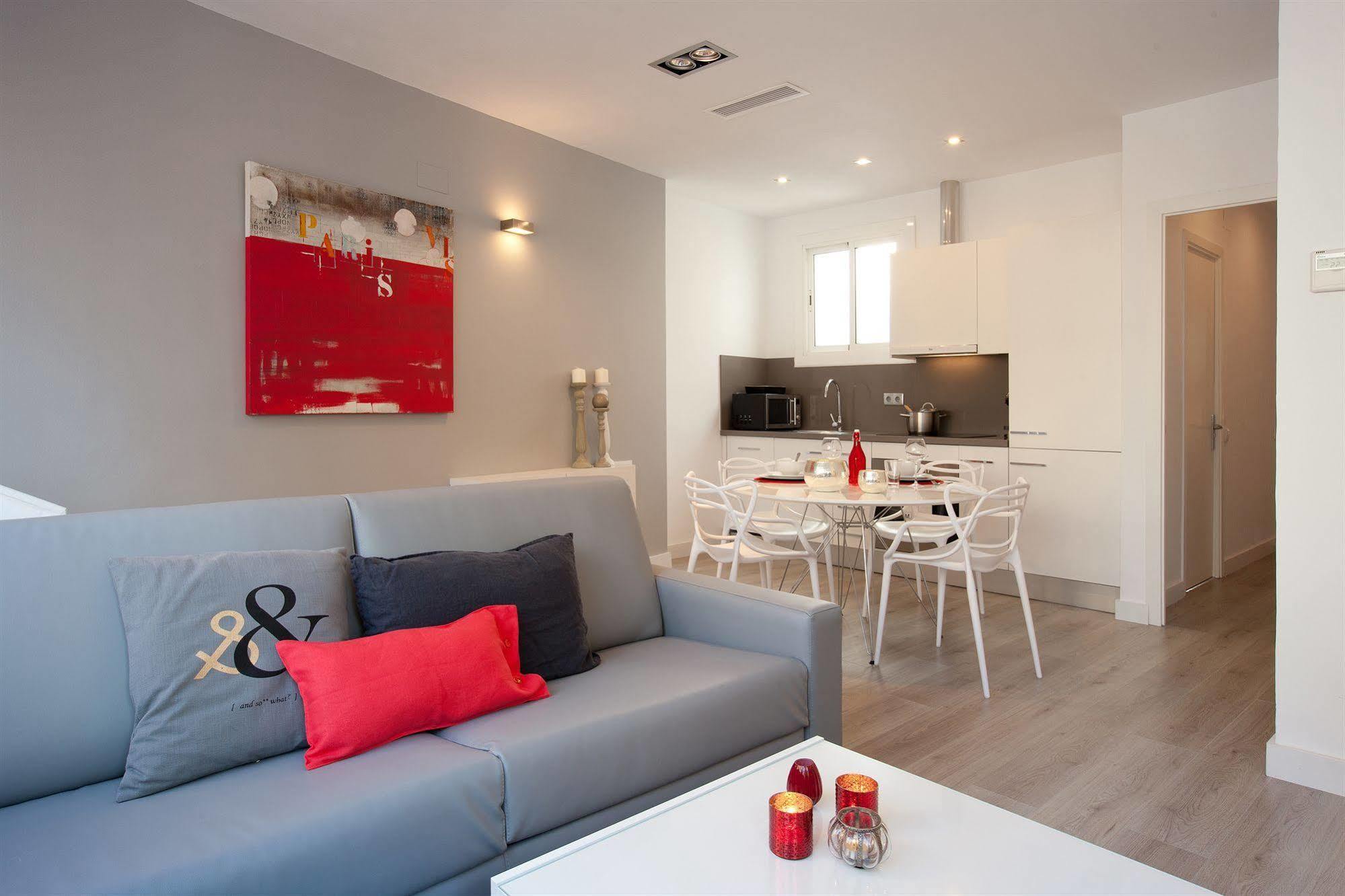Click&Flat Seneca Suites Barcelona Ngoại thất bức ảnh
