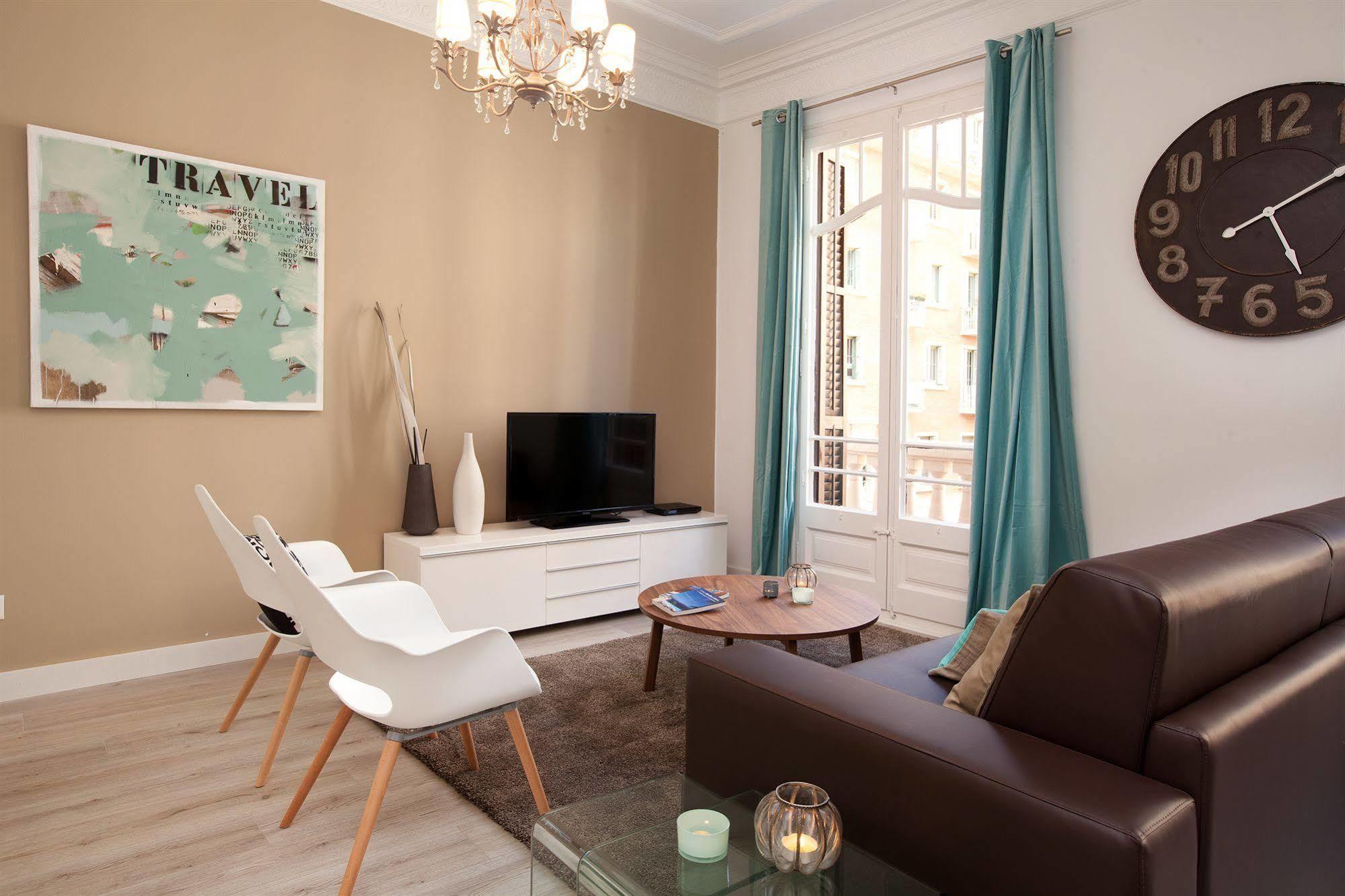 Click&Flat Seneca Suites Barcelona Ngoại thất bức ảnh